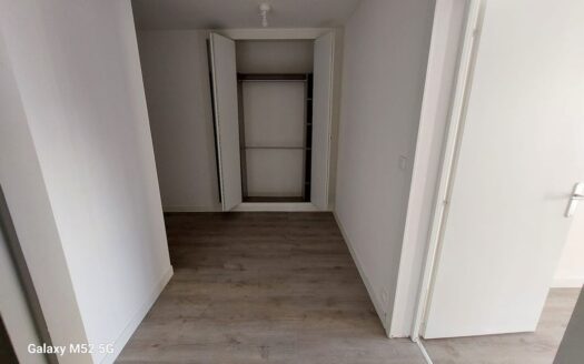 Appartement F1 Bis
