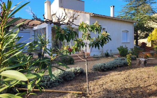 Villa très calme près centre