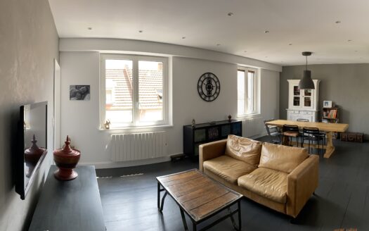 Appartement 3p refait à neuf 78m2 (isolation, fenêtres, volets, électricité, réseau d’eau)
