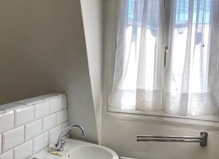 2 p PARIS 8è 450.000