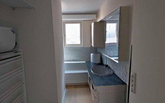 Appartement Lumineux et Spacieux Proche Nantes Emplacement Idéal