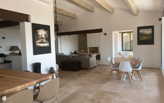 Belle maison vue mer, presqu’île de giens