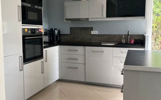 Maison 93m2