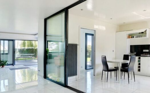 IDEAL FAMILLE/SECTEUR CALME/PROCHE CENTRE VILLE/ TRES LUMINEUX