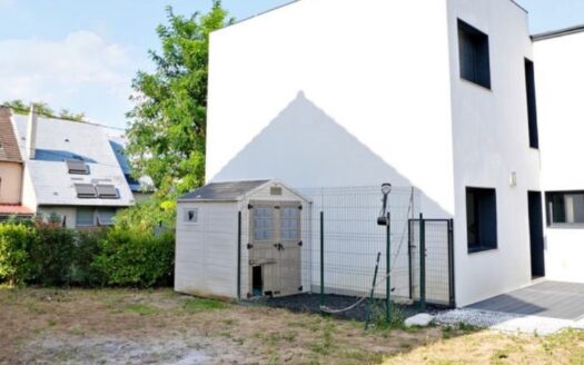 IDEAL FAMILLE/SECTEUR CALME/PROCHE CENTRE VILLE/ TRES LUMINEUX
