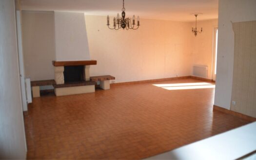 IDEAL FAMILLE/VILLAGE CALME/VUE D’EGAGER/ PROXIMITER COMMERCES