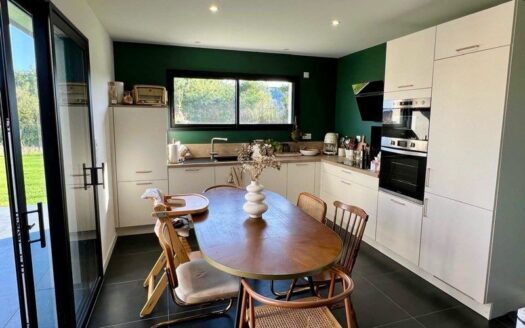 Maison neuve 5 chambres avec garage et jardin