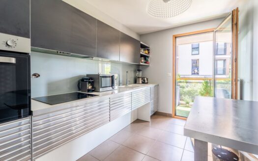 T4 lumineux au calme Lyon 5 – Hôpital Garraud
