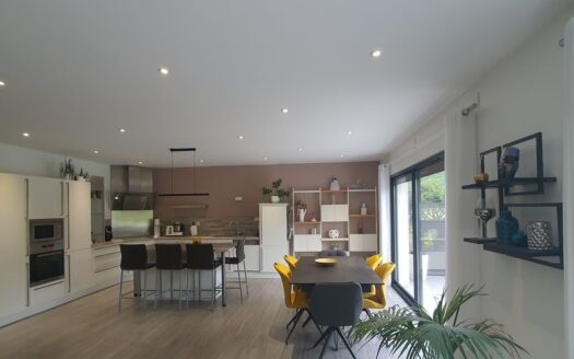 Maison 5 pièces 154m2