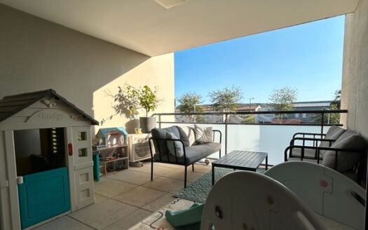 Appartement T4 avec terrasse