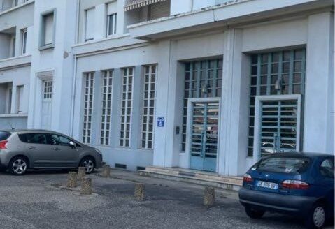 URGENT PRIX CASSÉ T2 bis à vendre LYON 8