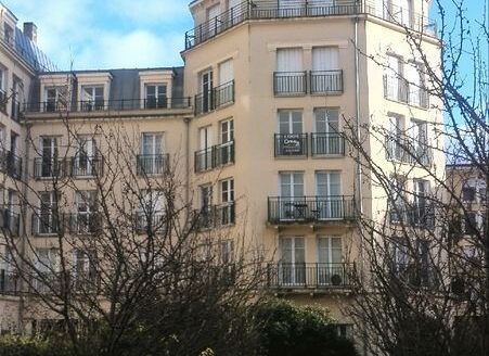 IDEAL INVESTISSEUR/AUX PORTES DE DISNEYLAND