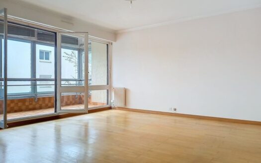 Appartement – 5 pièces – 98 m² – Garage, cellier et loggia – Quartier Bréquigny et proximité ru