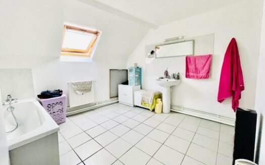 A VENDRE DUPLEX 4 Chambres