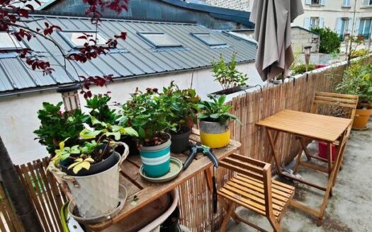 DUPLEX 2 pièces 42 m² (33m² hors lois Carrez)