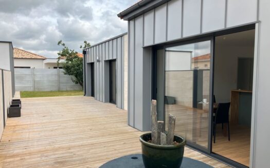 Maison, trois chambres, 20 minutes du centre de Nantes, axe Nantes Pornic