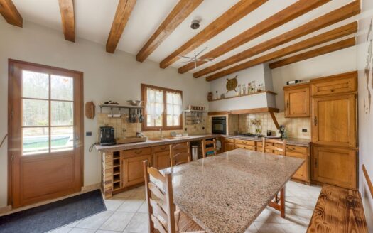 Maison liverdy en brie sous sol grand terrain