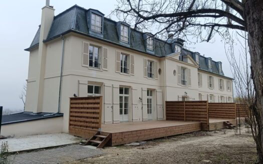 IDEAL FAMILLE /PARKING/TERRASSE/ JARDIN