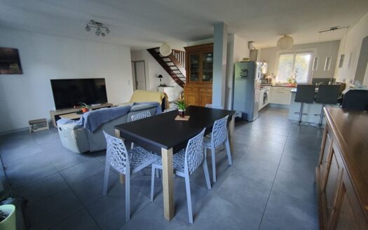 Maison 4 chambres + 1 bureau