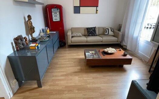 IDÉAL PREMIER ACHAT/CHARME DE L’ANCIEN/SECTEUR RECHERCHÉ LES VALLÉES/CALME ET LUMINEUX