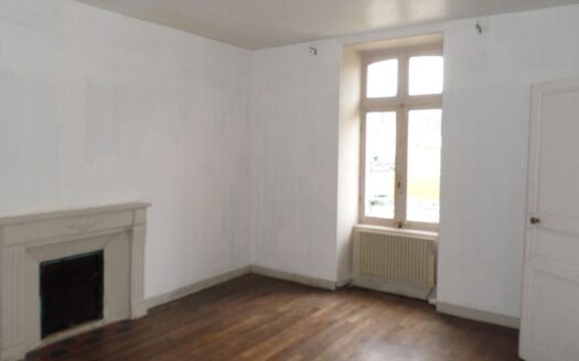 IDEAL FAMILLE/NON MITOYEN/JARDIN/PROCHE COMMODITES