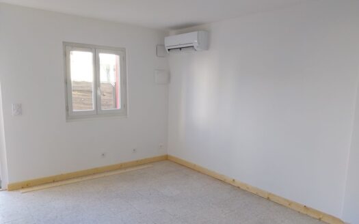 Logement 2 pieces terrasse garage