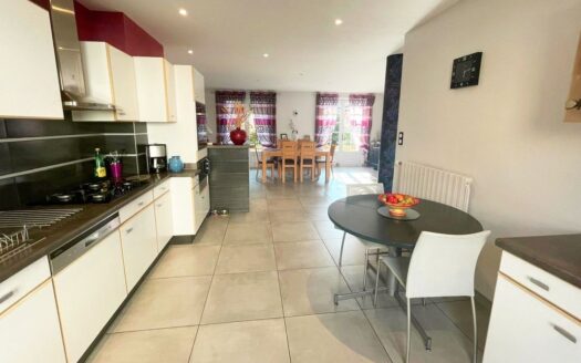 Appartement plain pied t4 – 137 m2 –