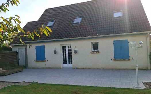 IDEAL FAMILLE/JARDIN/TERRASSE/LUMINEUX/PROCHE DES COMMODITES