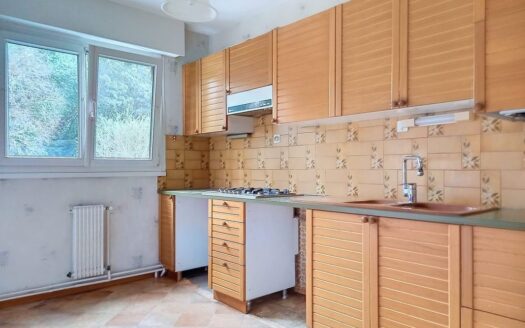 Appartement – 5 pièces – 98 m² – Garage, cellier et loggia – Quartier Bréquigny et proximité ru