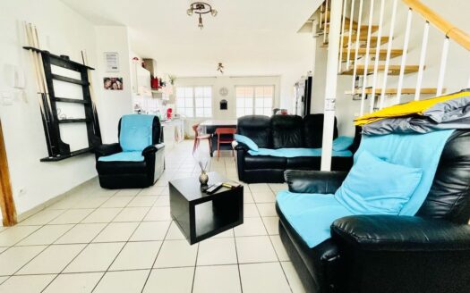 A VENDRE DUPLEX 4 Chambres