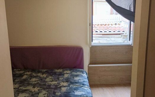 IDEAL PERSONNE SEUL-COUPLE/ CENTRE VILLE/LUMINEUX/PROCHE DES COMMODITES