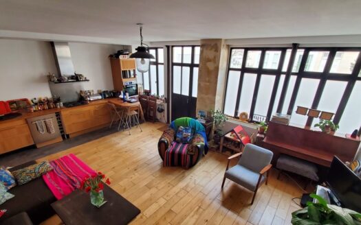Loft duplex au calme centre Paris