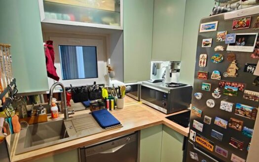 DUPLEX 2 pièces 42 m² (33m² hors lois Carrez)