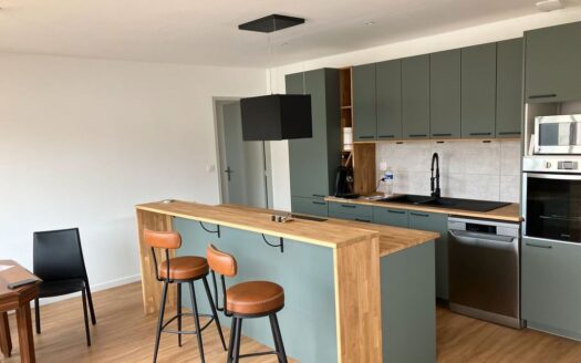Maison, trois chambres, 20 minutes du centre de Nantes, axe Nantes Pornic