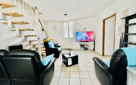 A VENDRE DUPLEX 4 Chambres