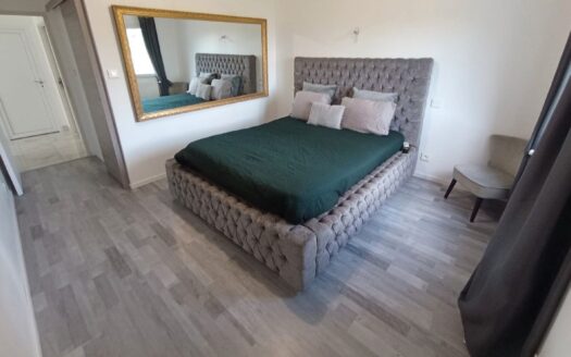 IDEAL FAMILLE/GRAND JARDIN/TRES LUMINEUX/PLEIN SUD/PROCHE COMMODITES