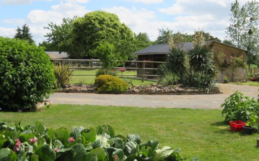 Maison avec 20500 m2