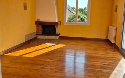 Maison 80 m² sur sous sol terrain 500 m²