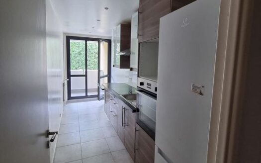 Appartement T3 pieces 69 m²