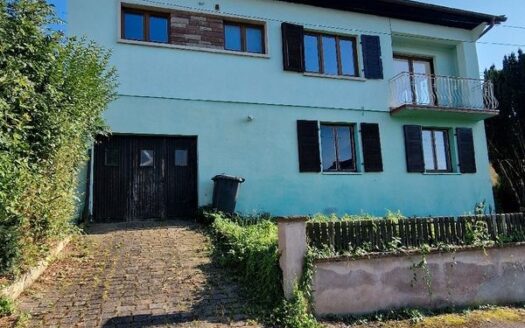 Maison de 180m2 sur deux étage avec travaux