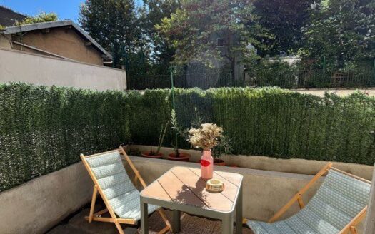 PARIS 15 / Rue Lecourbe – 3 pièces 59 m2 calme et lumineux avec extérieur