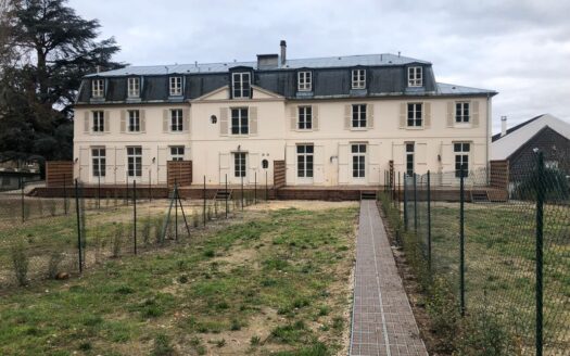 IDEAL FAMILLE/TERRASSE/PARKING/JARDIN