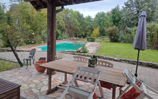 Corp de ferme 300 M2