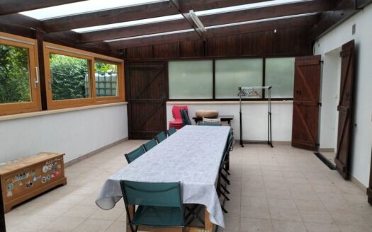 Maison rénovée sur un terrain de 1049m² piscinable