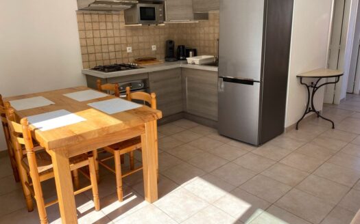 IDEAL INVESTISSEUR – VILLA PISCINE + 4 LOGEMENTS LOCATIFS GITES