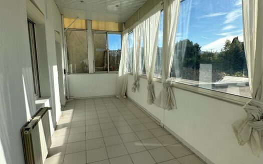 T3/4 AVEC  VERANDA – QUARTIER RECHERCHé DE MONTOLIVET
