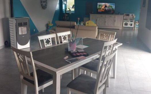 MAISON FAMILIALE 6 PIÈCES DANS UN CADRE PAISIBLE