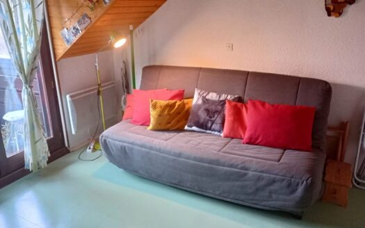 Vends studio meublé