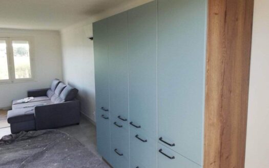 Appartement, étage de maison à vendre