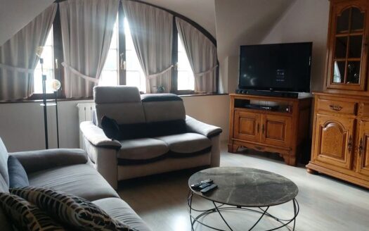 Appartement 125m2 semi mansardé proche toutes commodités